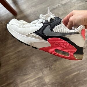 Nike AirMax Sneakers White Black Pink